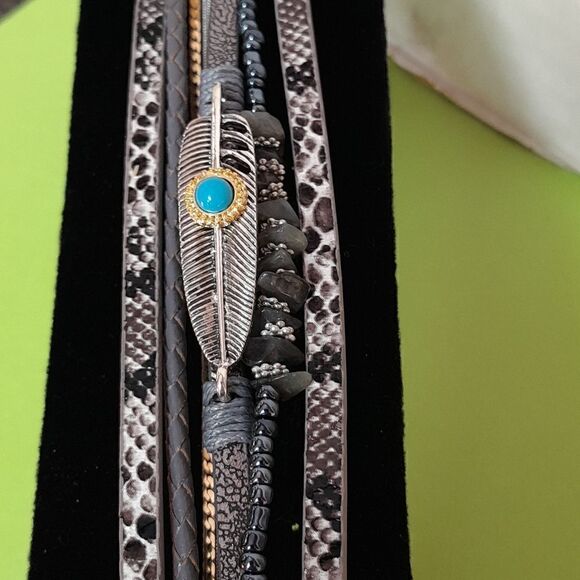 6 Strand Python Magnetic Leather  Bracelet With Tourquouse Stone...New - Picture 2 of 7